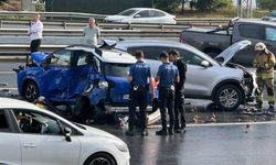 İstanbul TEM Otoyolu'nda Zincirleme Kaza: 2 Ölü, 5 Yaralı