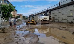 Trabzon'da doğu ilçelerini sel vurdu