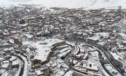 Kar altındaki Bitlis havadan görüntülendi