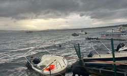 Kocaeli’de sağanak ve fırtına nedeniyle tekneler battı / Ek fotoğraflar