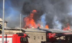 Erzurum'da tarihi Taşambarlar'da yangın