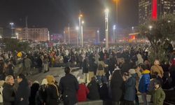 İstanbul-Taksim Meydanı'nda yeni yıl kutlaması/Geniş haber