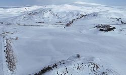 Baraj Göleti Sıfırın Altında 19 Derecede Dondu