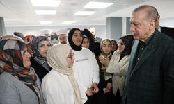 Cumhurbaşkanı Erdoğan, cuma namazını Mevlana Camisi'nde kıldı