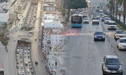 Antalya’da trafikte otobüslere özel şerit uygulaması başladı