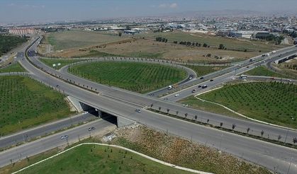 Ankara'da 29 Ekim Cumhuriyet Bayramı etkinlikleri nedeniyle bazı yollar trafiğe kapatılacak