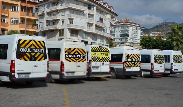 Okul servis ücretleri belli oldu, fazla ödeyenler paralarını geri alabilir