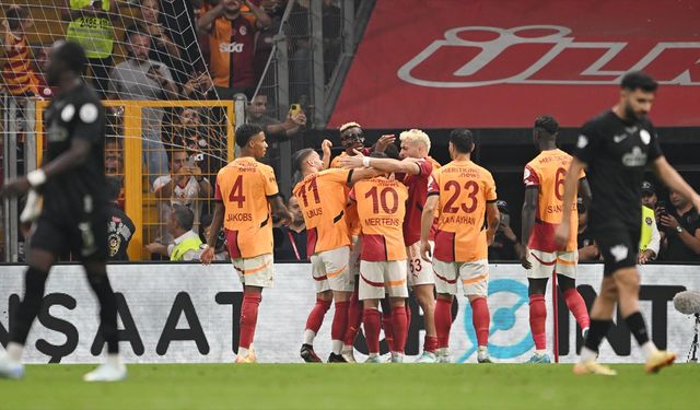 Galatasaray'dan Rizespor'a Farklı Tarife: 5-0