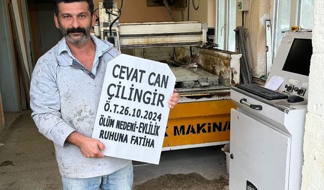 Düğünde Sürpriz: Damada Mezar Taşı ve Halı Saha İzni İstendi