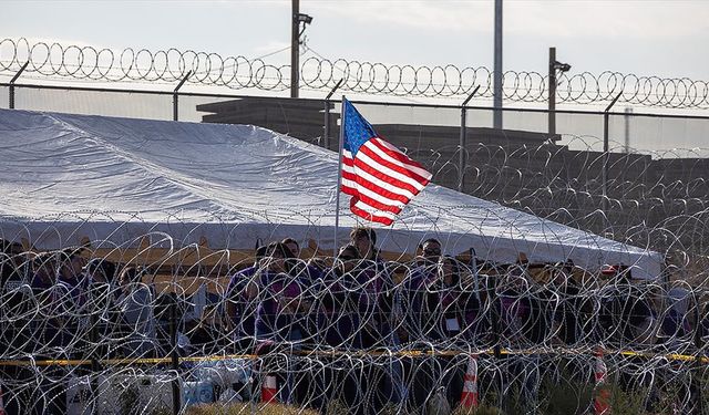 Trump, ABD'deki düzensiz göçmenlerin acil durum ilanı ile toplu sınır dışı edileceğini doğruladı