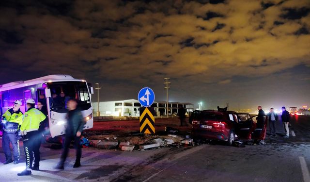 Konya’da Polis Midibüsü ve Otomobil Çarpıştı: 1 Ölü, 11 Yaralı