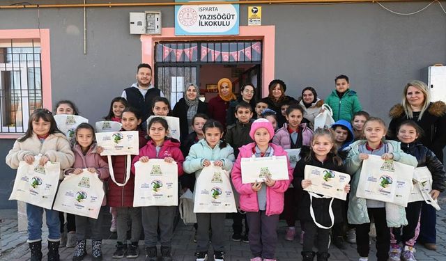 Isparta Belediyesi köy okullarında sıfır atık eğitimi veriyor