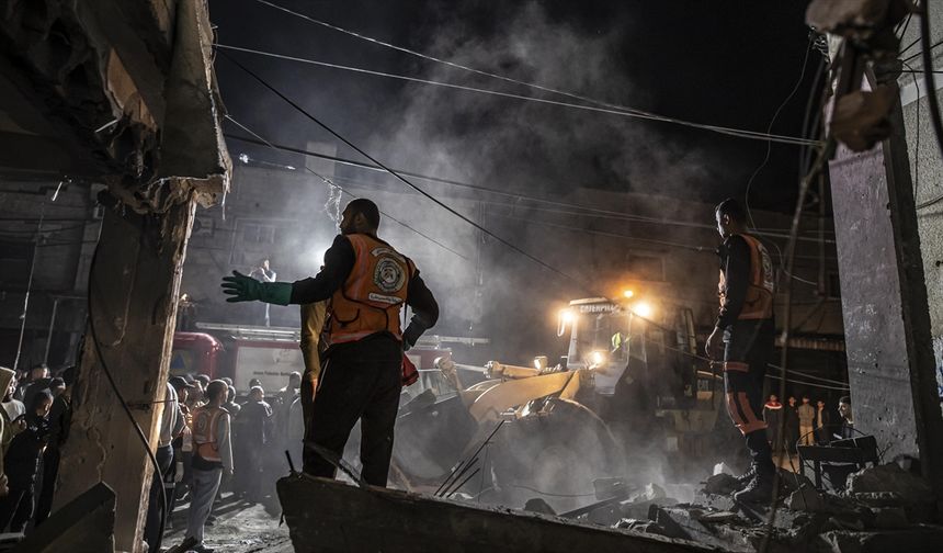 Gazze'de İsrail Saldırısı: 8 Filistinli Hayatını Kaybetti