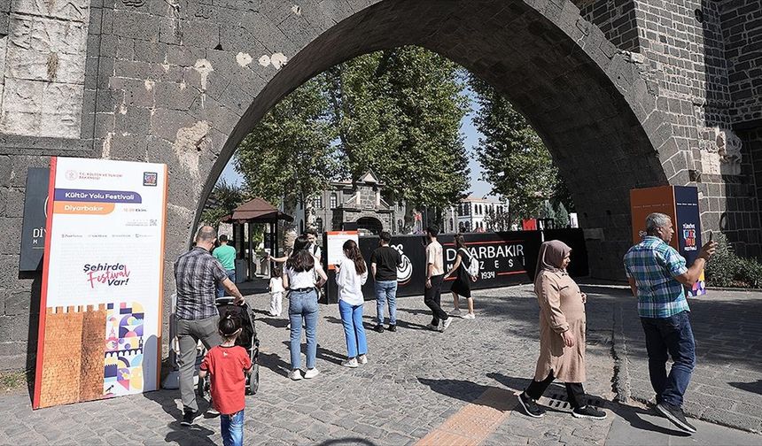 "Diyarbakır Kültür Yolu Festivali" civar kentlerden de ziyaretçileri ağırlıyor