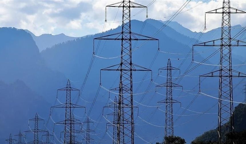 Elektrik üretimi ağustosta yüzde 1,53 azaldı