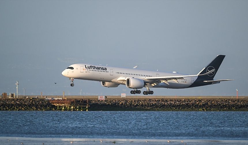 Lufthansa, Tel Aviv'e uçuş iptallerini 25 Kasım'a kadar uzattı